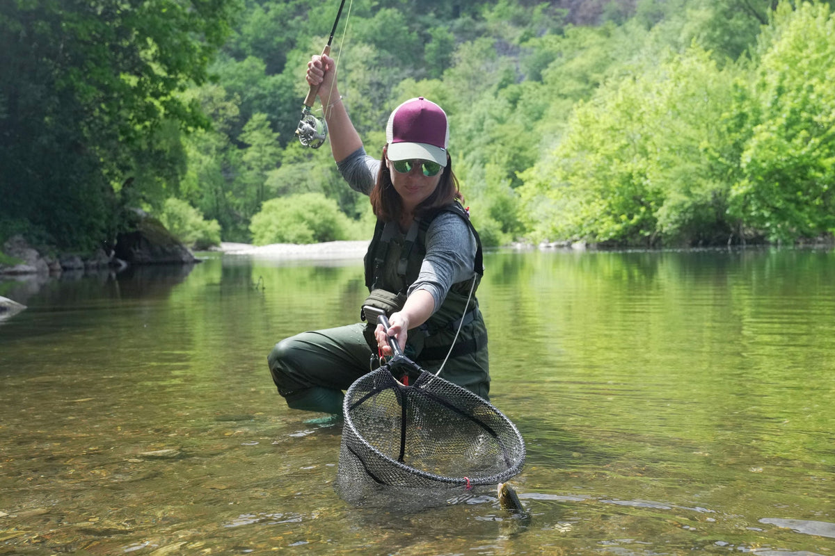 Hares Ear Parachute Classic Dry Fly - 12 Flies Hook Size 12
