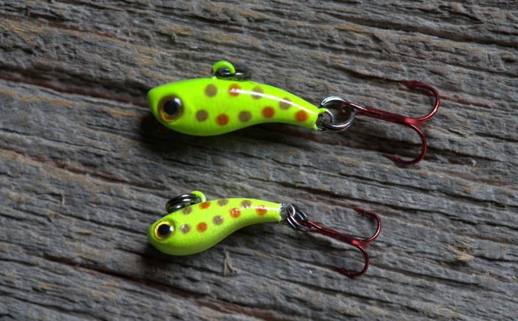 TUNGSTEN T-RIP CHARTREUSE WONDERBREAD GLOW MINI VIBE BAIT