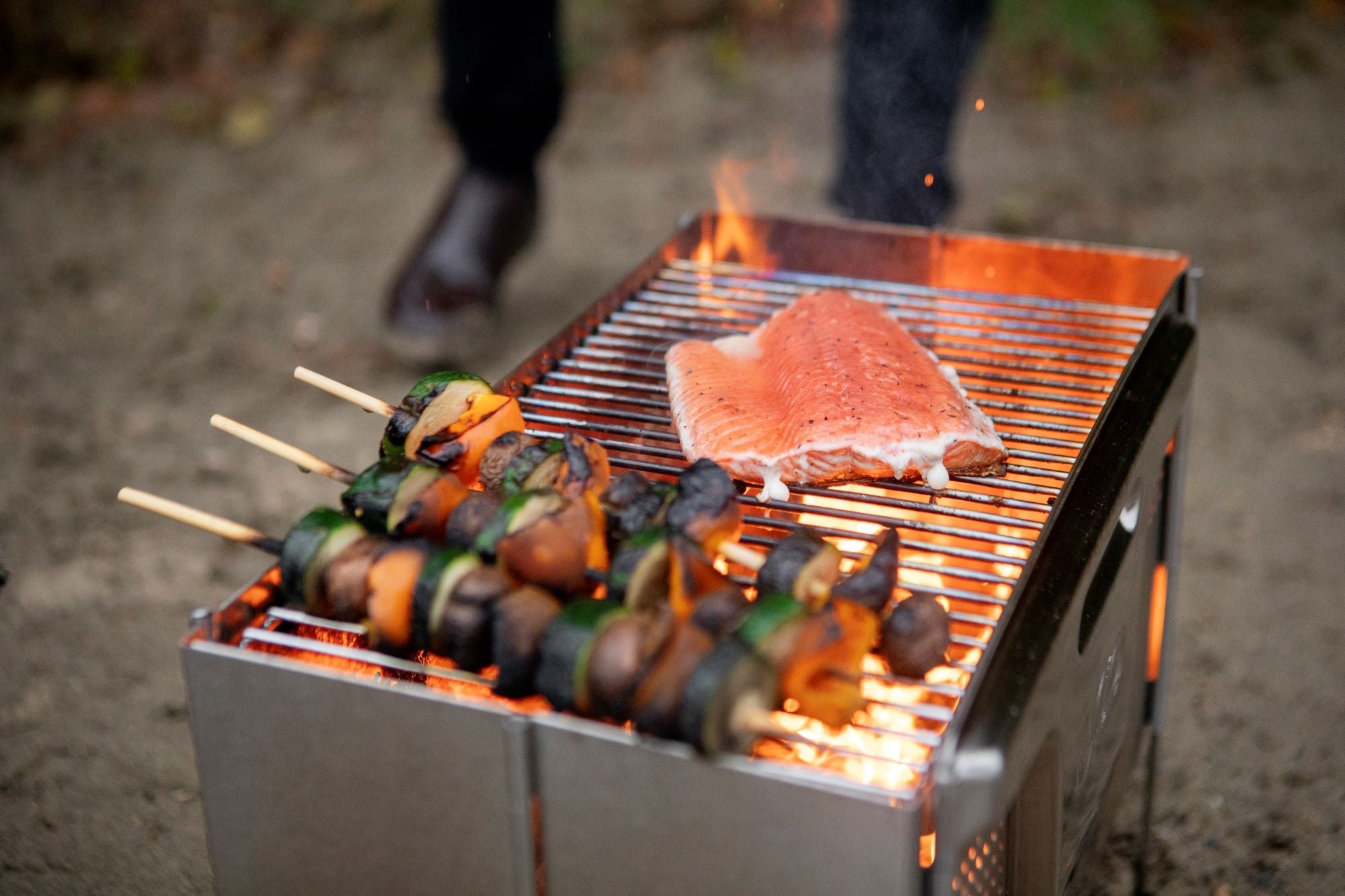 Flatpack Smokeless Firepit and Grill