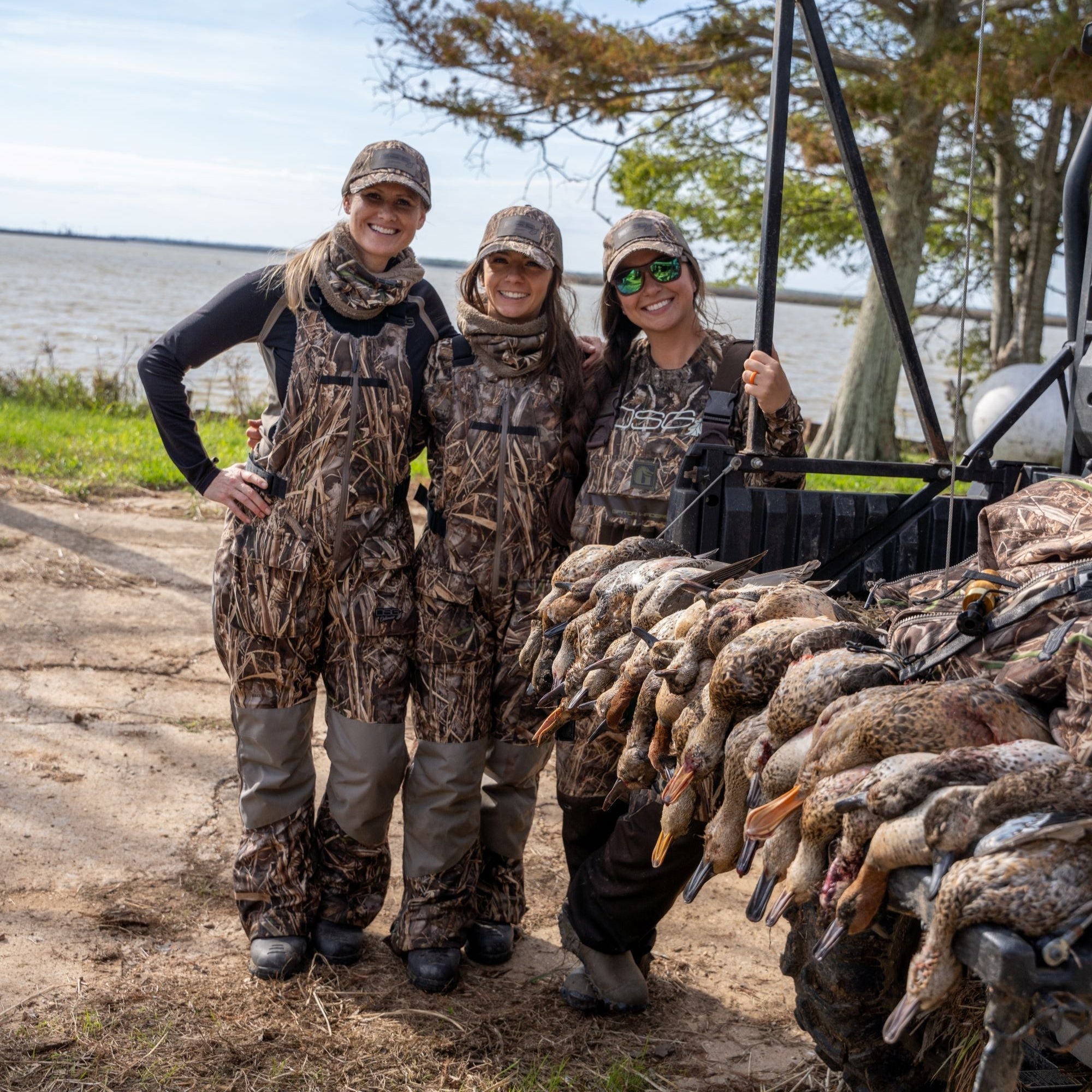 Finley Waterfowl Bib