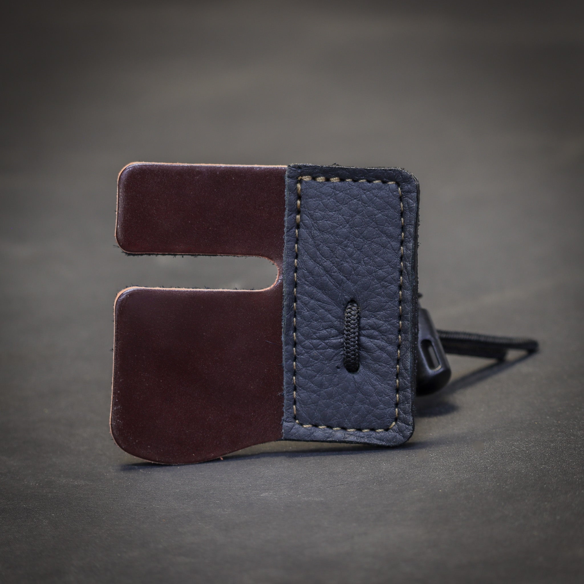 Shell Cordovan Split Finger Tab