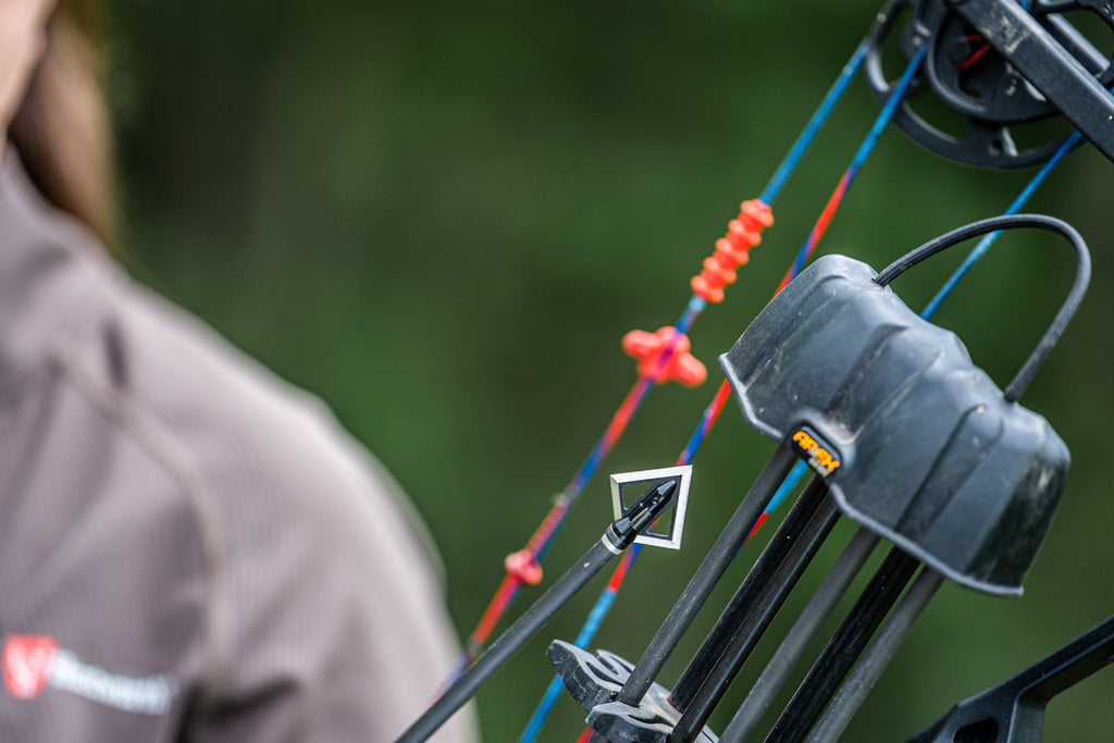 Black Hornet 4-Blade Broadhead 3-Pack