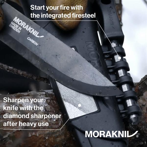 Bushcrafter S Fixed Blade Knife